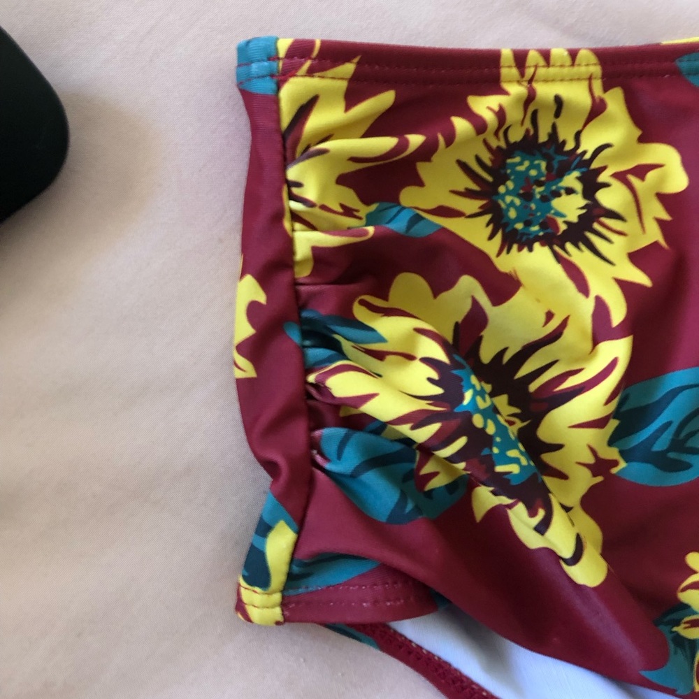 SOLD Rose gal maroon sunflower swim bottoms - Picture 3 of 7